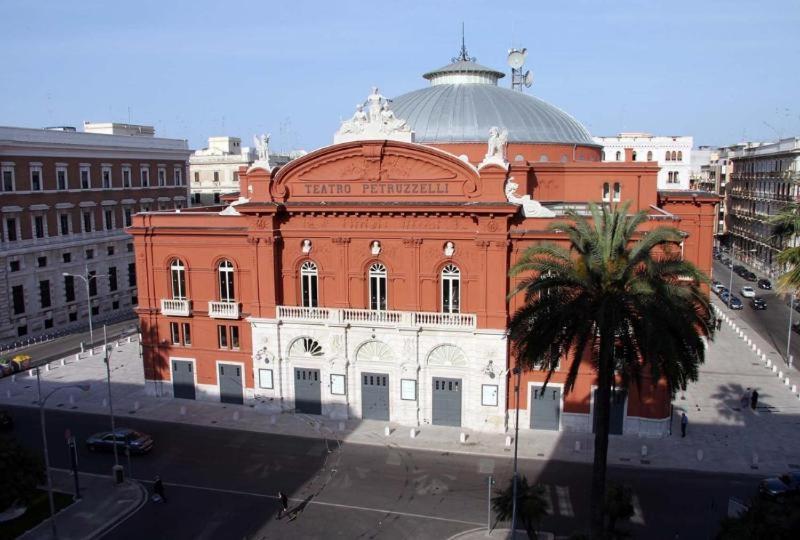 Apartament Due Passi Dal Borgo Antico 3 Bari